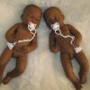 L30 Llorens levensechte babypop tweeling fullbody donker jongen en meisje inclusief speen 45 cm - Afbeelding 15