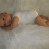 AD9d Levensechte Babypop Leoni softbody bruine ogen in 2 delig setje wit en speen 52 cm - Afbeelding 20