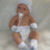 ADK0 Levensechte Babypop Newborn Jongen fullbody blank 52 cm in luier mutsje slofjes en speen - Afbeelding 4