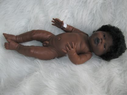PD06b Babypop Preemie Jongen donker met haar 42 cm - Afbeelding 10