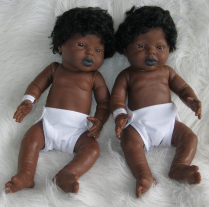 PD06b Babypop Preemie Jongen donker met haar 42 cm - Afbeelding 8