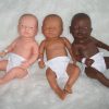 P03a Levensechte Babypop Newborn Meisje donker 52 cm - Afbeelding 3