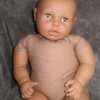 P13a Grote Babypop soft body getint  60 cm in roze kleding en speen - Afbeelding 6
