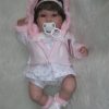 SB12a Berbesa soft body babypop met bruin haar met geluid en kleding en speen 42 cm - Afbeelding 15