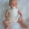 AD7l Levensechte Babypop softbody Lara met blauwe ogen met romper en speen - Afbeelding 11