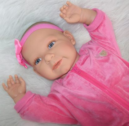 AD7m Levensechte Babypop softbody Lara met blauwe ogen met kleding en speen 52 cm