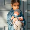 AJ18e Antonio Juan pop babypop softbody glimlachend met haar kleding en speen 42 cm - Afbeelding 8