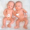 PD07c Babypoppen Duimelotje Tweeling jongen en meisje met speen 42 cm
