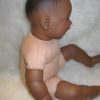 AD3l8 Levensechte Babypop soft body pop Naomi donker met kleding 53 cm - Afbeelding 12
