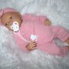 AD8m Levensechte Babypop Lily softbody met wafelpakje met hoofdband roze en speen 52 cm - Afbeelding 3