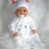AD9d Levensechte Babypop Leoni softbody bruine ogen in 2 delig setje wit en speen 52 cm - Afbeelding 19