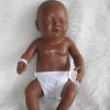 P08a Levensechte Babypop Newborn Jongen donker slapend met kleding 52 cm - Afbeelding 7