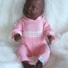 P03k Levensechte Babypopen Set van 2 poppen 1 Meisje en 1 Slapend Jongetje in kleding 52 cm - Afbeelding 7