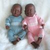 P03k Levensechte Babypopen Set van 2 poppen 1 Meisje en 1 Slapend Jongetje in kleding 52 cm - Afbeelding 15