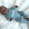 P03k Levensechte Babypopen Set van 2 poppen 1 Meisje en 1 Slapend Jongetje in kleding 52 cm - Afbeelding 11