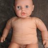 P12 Grote Babypop soft body blank 60 cm met velours kleding en speen - Afbeelding 7