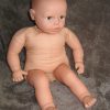 P12 Grote Babypop soft body blank 60 cm met velours kleding en speen - Afbeelding 8