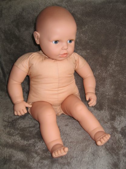P15 Grote Babypop blank voor etalage babykleding of babymassage 60 cm zonder kleding