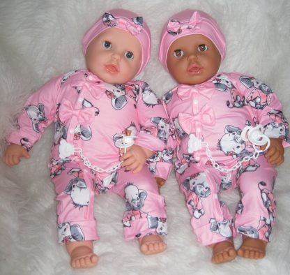 P13c Grote Babypoppen Set blank en getint  60 cm in roze kleding en speen - Afbeelding 25