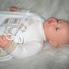 P12 Grote Babypop soft body blank 60 cm met velours kleding en speen - Afbeelding 12