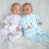 AD7CO Levensechte Babypoppen set van 2 poppen Lara en Leonie in kleding en speen 52 cm - Afbeelding 24