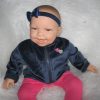 AD3v Levensechte Babypop soft body Naomi blauwe ogen in kleding 53 cm
