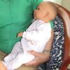 AD7CO Levensechte Babypoppen set van 2 poppen Lara en Leonie in kleding en speen 52 cm - Afbeelding 6