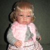 SB08 Berbesa soft body pop met blond haar geluid en kleding 48 cm - laatste - Afbeelding 2