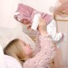 L13a Llorens babypop soft body vrolijk met geluid kleding en speen 42 cm