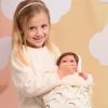 L08a Llorens levensechte babypop soft body met haar geluid kleding en speen 42 cm - Afbeelding 7