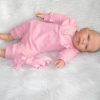 AD6a Levensechte Babypop soft body flexibele pop met kleding 53 cm - Afbeelding 16
