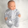 AD7j Levensechte Babypop soft body met slaapogen grijze kleding en speen 52 cm - Afbeelding 8