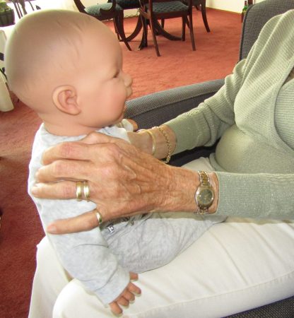 AD3b Levensechte Babypop softbody Naomi bruine ogen in velours pakje 53 cm - Afbeelding 29