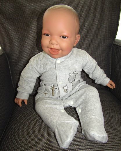 AD3b Levensechte Babypop softbody Naomi bruine ogen in velours pakje 53 cm - Afbeelding 7