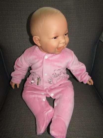 AD3b Levensechte Babypop softbody Naomi met bruine ogen roze velours pakje 53 cm - Afbeelding 23