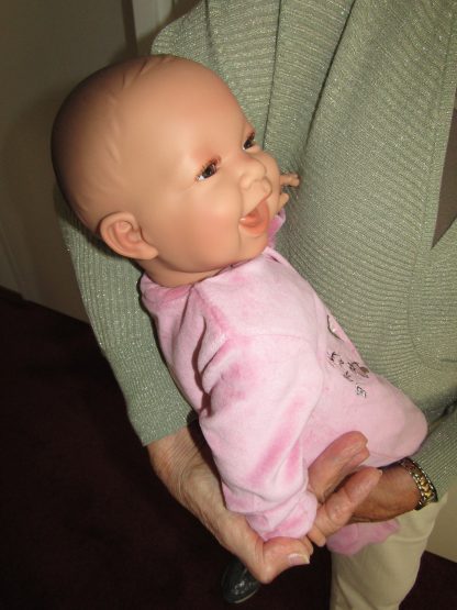 AD3b Levensechte Babypop softbody Naomi met bruine ogen roze velours pakje 53 cm - Afbeelding 6