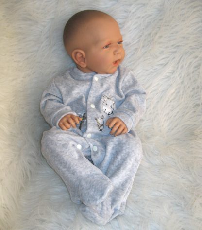 ADK1f Levensechte Babypop Newborn Jongen full body blank 52 cm in velours pakje - Afbeelding 4