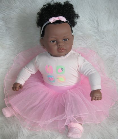 SB37b Berbesa soft body pop donker krullend haar hoge staart met kleding 62 cm - Afbeelding 5