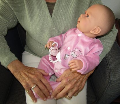 AD8b Levensechte Babypop Kristina soft body in velours pakje roze met speen 52 cm - Afbeelding 14