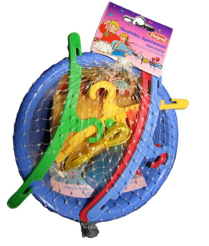 HU51 Accessoires setje - poppenkleding hangertjes - was spulletjes