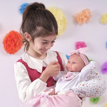 L00d Llorens levensechte babypop meisje full body in kleding en slaapzak 40 cm