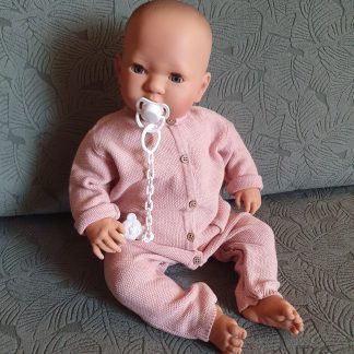 AD7i Levensechte Babypop soft body Lisa met slaapogen in roze pakje met speen 52 cm