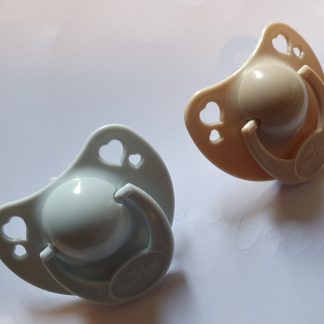 Spenen 2 x beige blauw voor babypoppen Antonio Juan - zie omschrijving tekst !